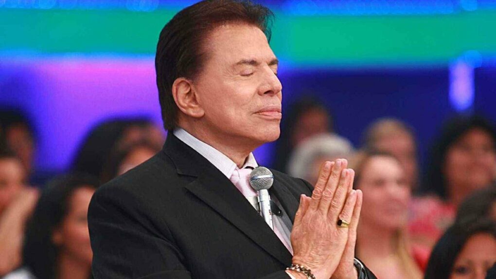 A emissora de Silvio Santos terá mudanças em sua programação de domingo (Reprodução)