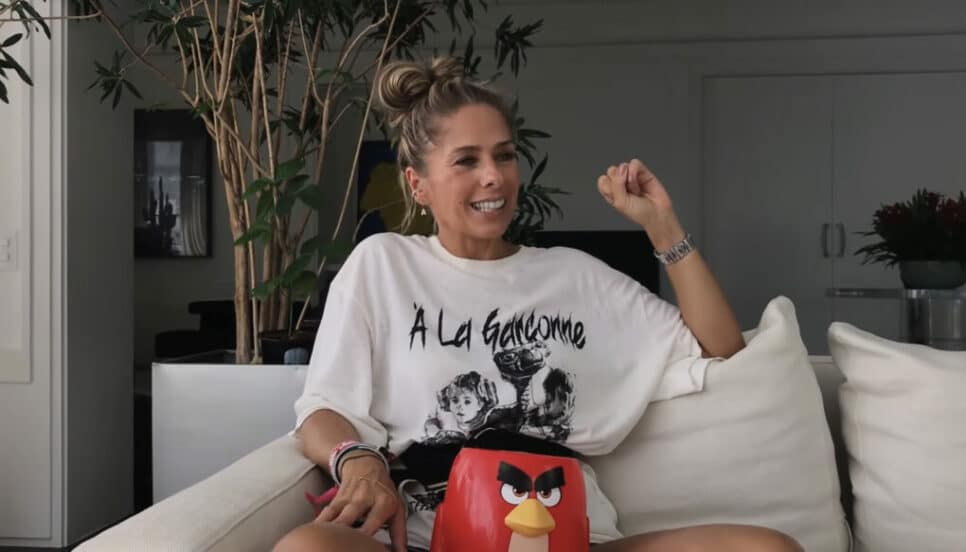 Adriane Galisteu recorda e conta detalhes sobre traição (Reprodução/Youtube)