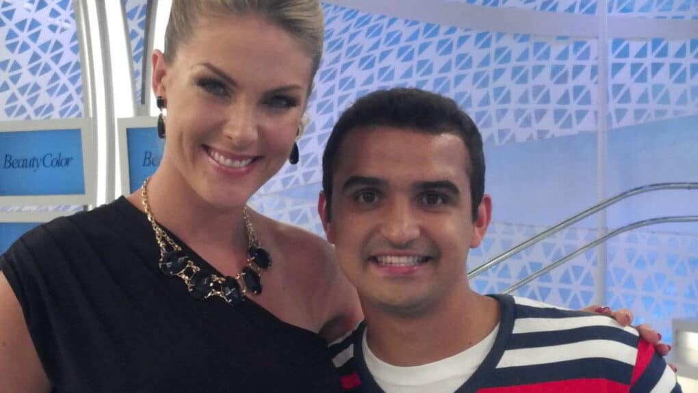 Ana Hickmann e Thiago Ventura no Tudo é Possível em 2012 (Foto: Reprodução)