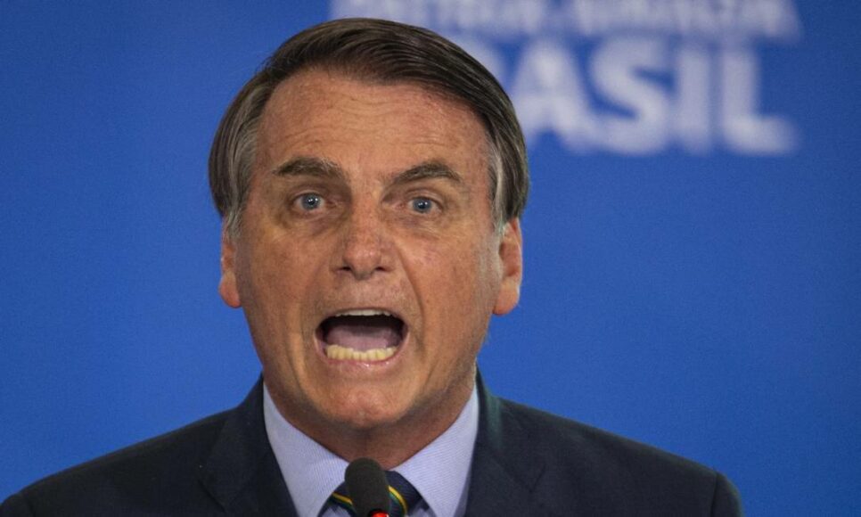 João Dória debocha de Bolsonaro e ironiza pum do presidente em entrevista