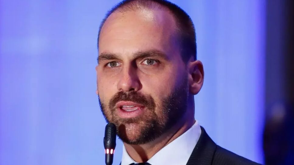 Eduardo Bolsonaro polemiza ao sugerir retirar CNN Brasil do ar (Reprodução)