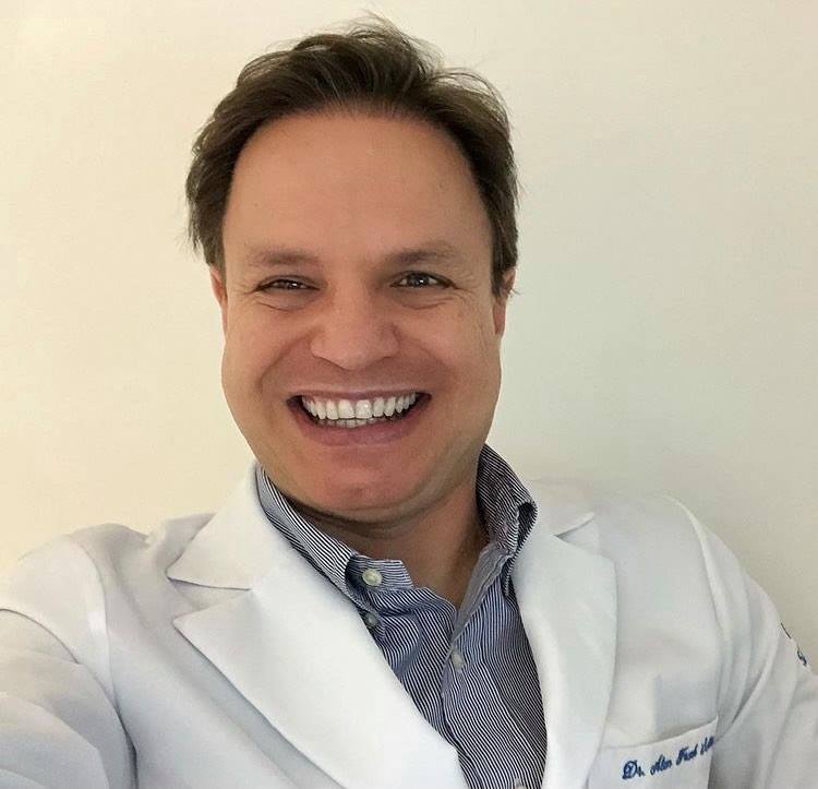 Alan Frank, ex-Polegar, é alvo de ataques na internet após sofrer acidente de moto em passeata a favor de Bolsonaro