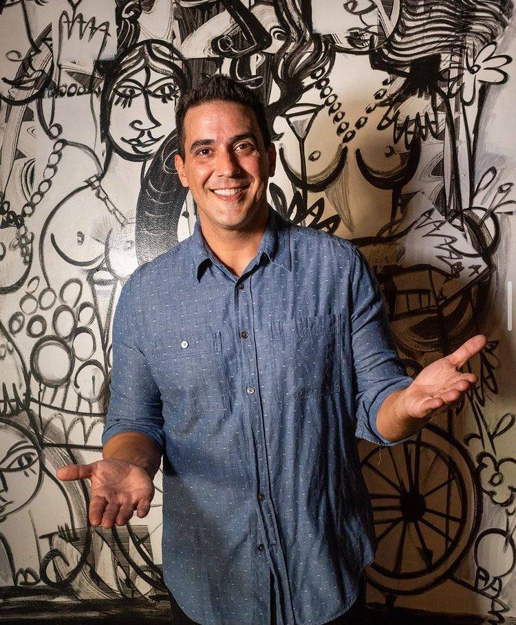 Após dois anos de relacionamento, André Marques anuncia término com Sofia Starling em suas redes sociais