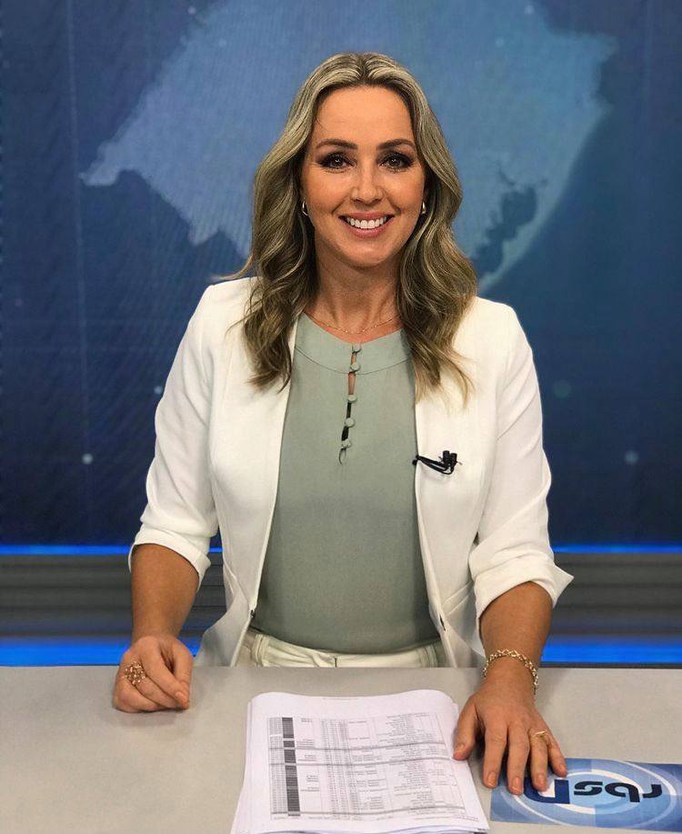 Apresentadora da Globo, Carla Fachim, se demite após 25 anos para virar empreendedora