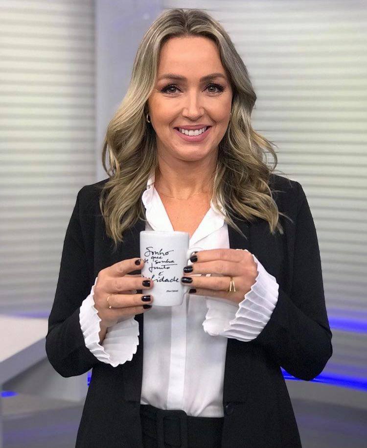 Apresentadora da Globo, Carla Fachim, se demite após 25 anos para virar empreendedora