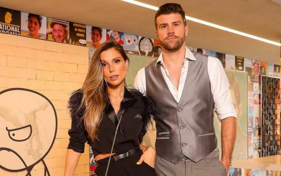 Para evitar micos, RedeTV! cancela TV Fama com novos apresentadores