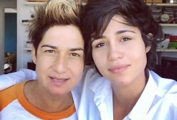 Nanda Costa e esposa são atacadas após anunciarem gravidez