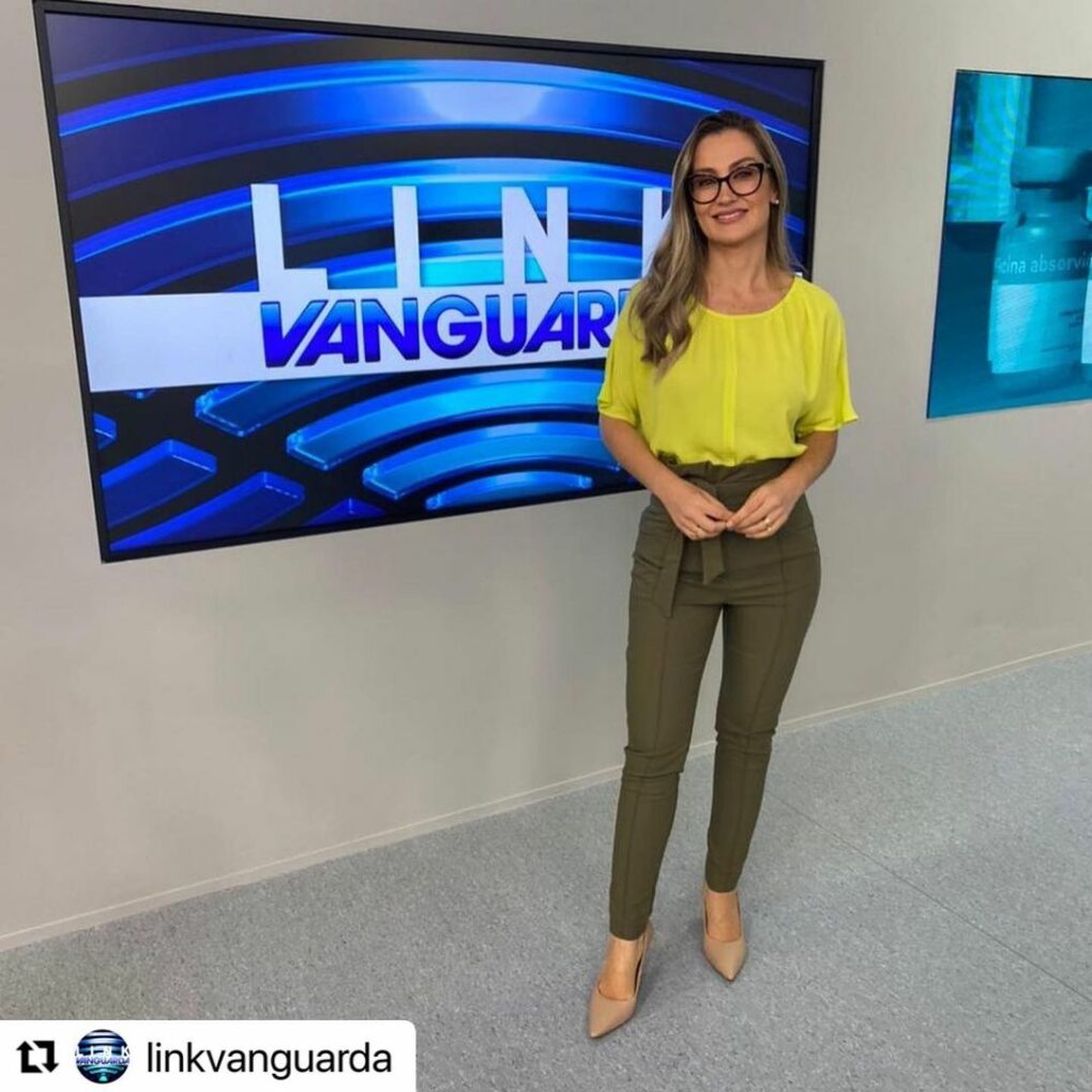 Agda Queiroz apresentando o Link Vanguarda, na afiliada da Globo (Reprodução/Instagram)