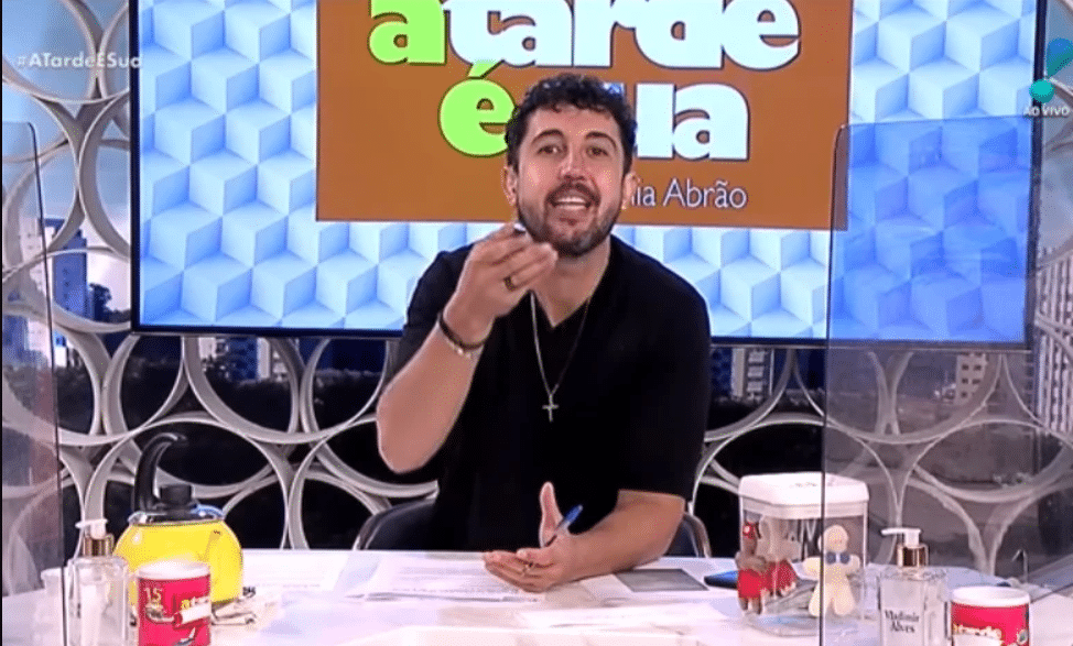 Thiago Rocha no A Tarde É Sua. Ele pode ser chamado para programa de Geraldo Luís(Foto: Reprodução)