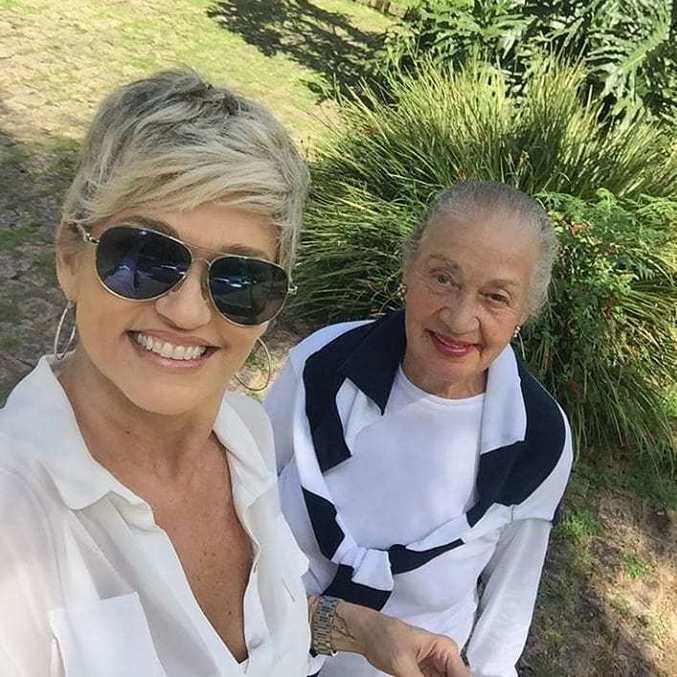 A famosa socialite, Andréa abre o coração e fala sobre a mãe, Yolanda Bezerra (Foto: Reprodução)