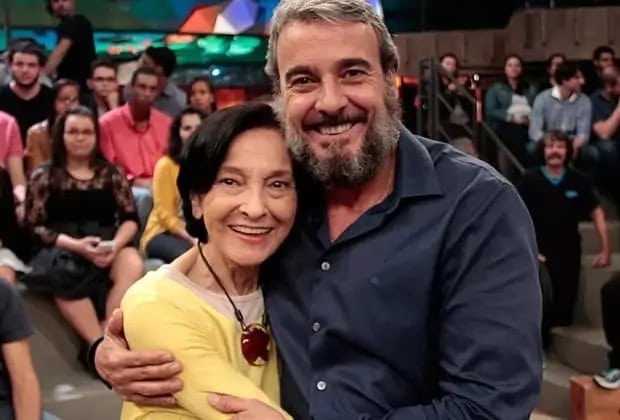 Alexandre Borges conta que pausou sua carreira de ator para se dedicar aos cuidados de sua mãe