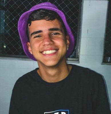 Mel Maia se confunde, posta nude de Drico Moraes e ator debocha da situação Foto: Reprodução