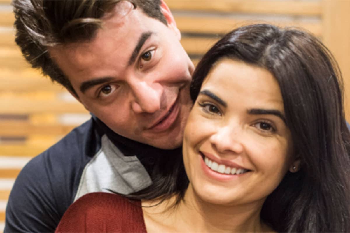 Júlio (Thiago Martins) e Antônia (Vanessa Giácomo) em Pega Pega (Reprodução)