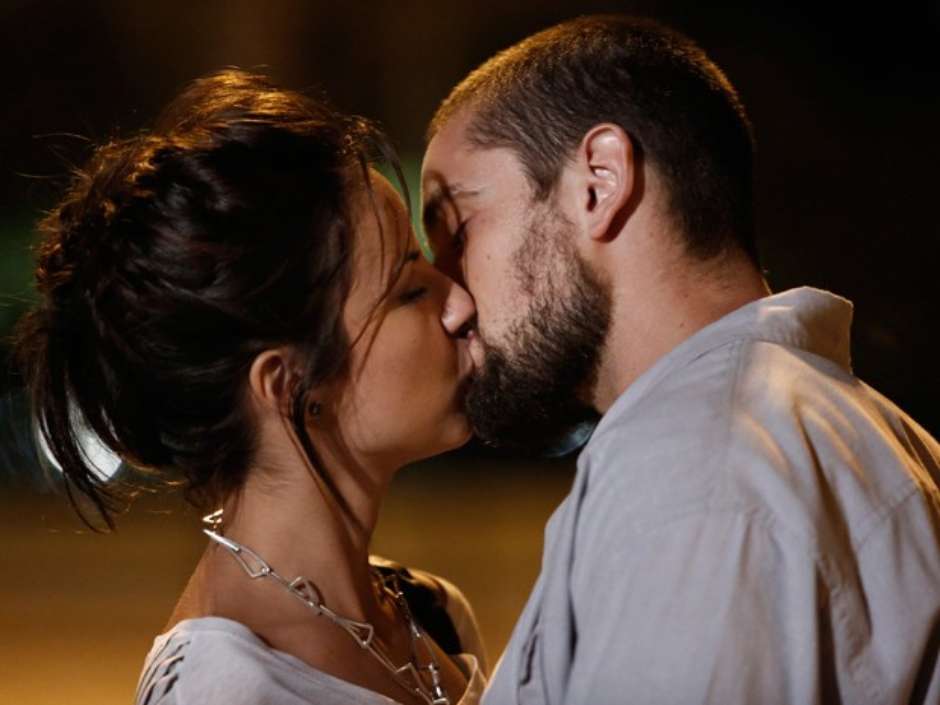 Maria Clara e Vicente viverão romance na trama da Globo (Foto: Reprodução)