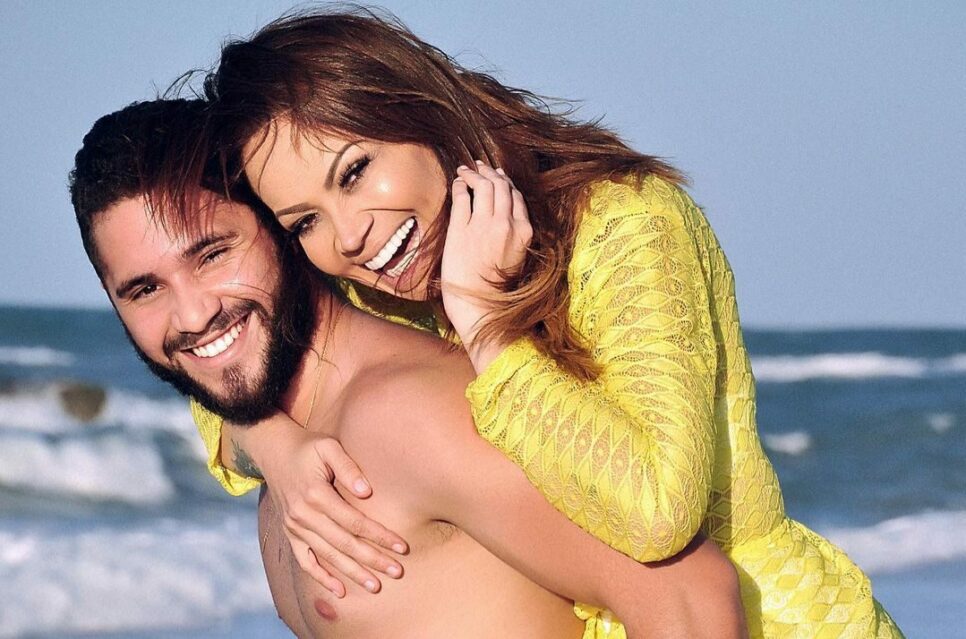 Solange Almeida e o marido, Monilton Moura (Reprodução/Instagram)