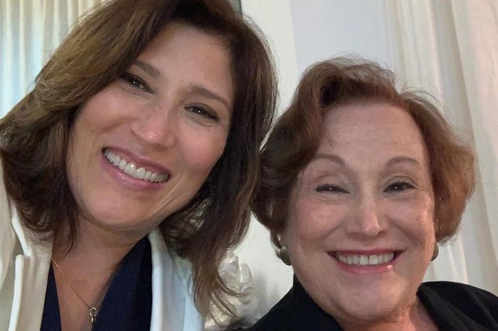 Beth Goulart expõe situação inesperada com o 'fantasma' de Nicette Bruno, sua mãe
