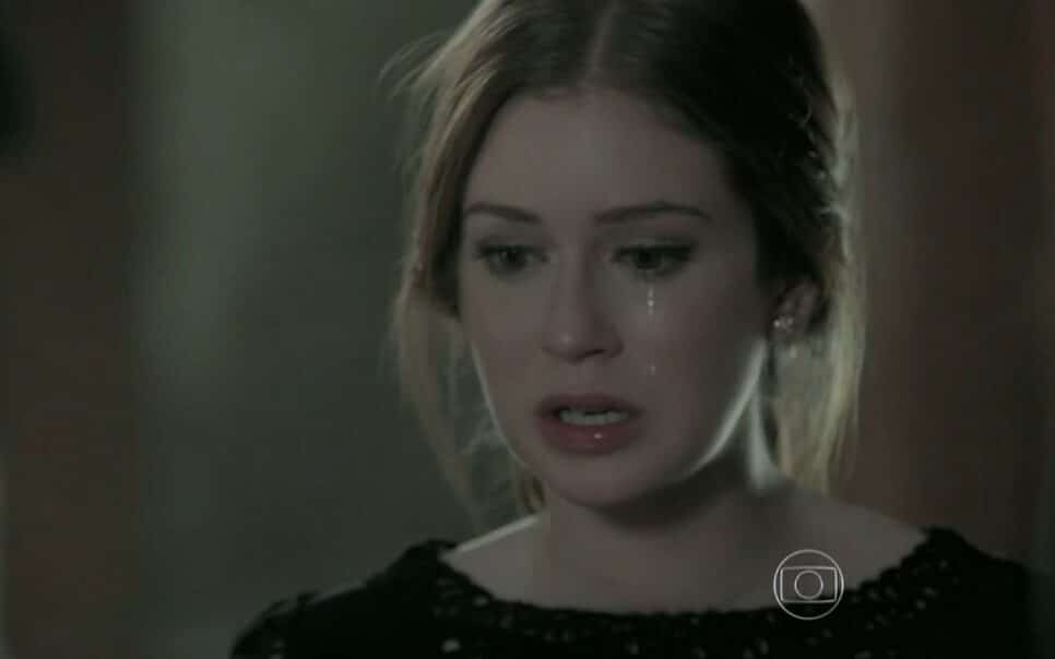 Império: Ao reencontrar José Alfredo, Maria Isis passa mal e desmaia (Reprodução/Globo)