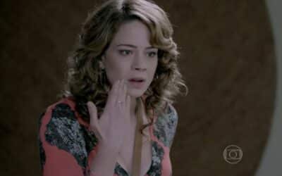 Cristina se revolta com família Medeiro em Império (Foto: Reprodução)