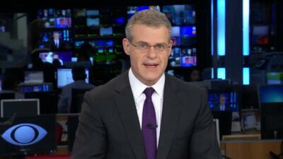 Eduardo Oinegue soltou um palavrão ao vivo na Band (Reprodução/Band)