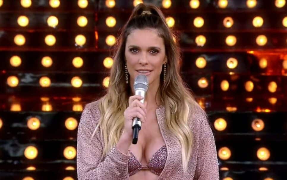 Fernanda Lima volta a gravar em estúdio na Globo após 4 anos