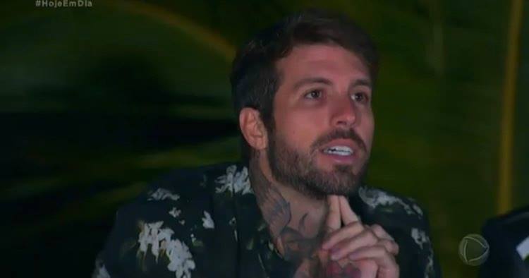 Ilha Record: Claudinho reclama da dinâmica de eliminação do reality: 'Não tive chance'