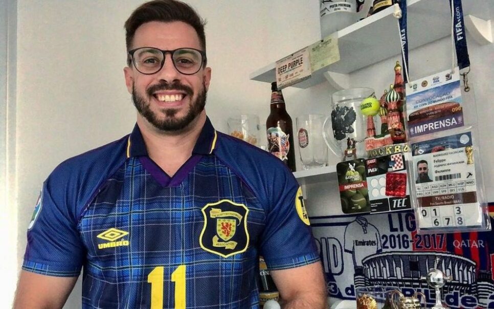 Durante falha técnica, ESPN mostra comentarista nu ao vivo: 'Tarzan'