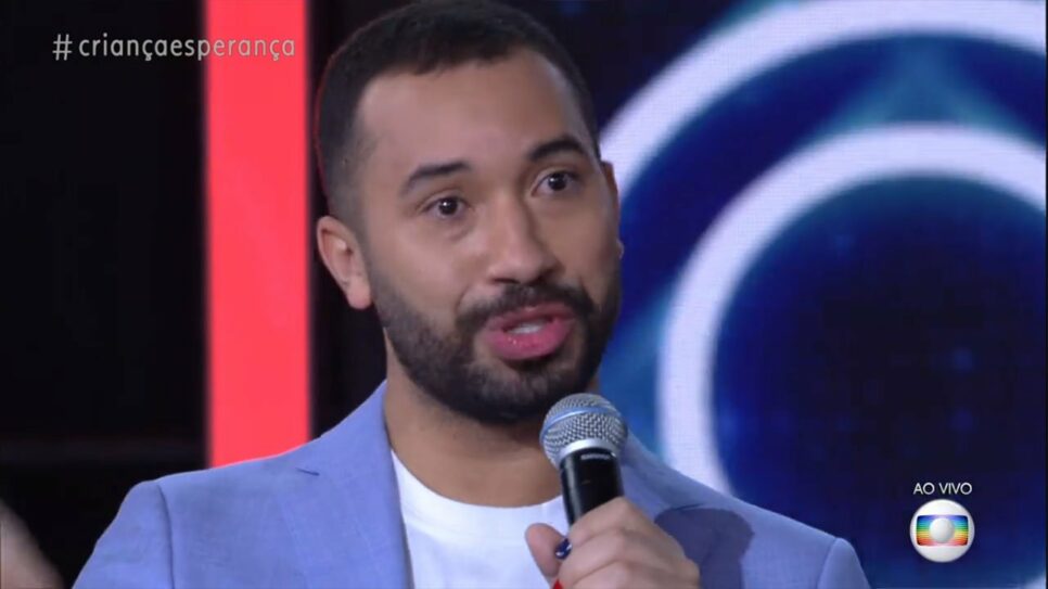 Gil do Vigor critica governo de Jair Bolsonaro e promete ajudar o Brasil