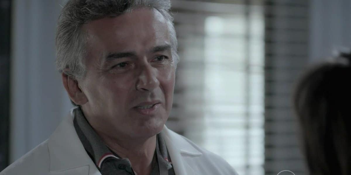 Patrício (Hugo Esteves) em Império. (Foto: Reprodução)