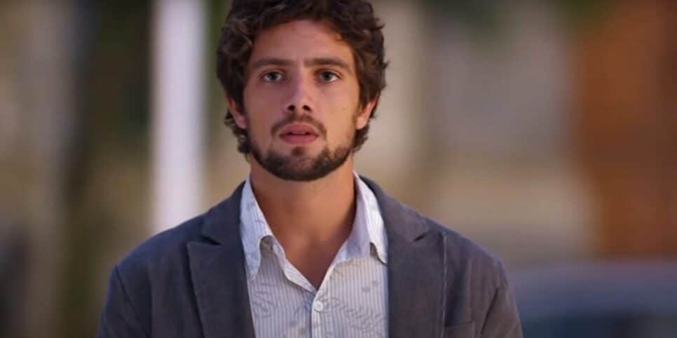 Encurralado, Rodrigo finalmente escolherá entre Ana e Manuela em A Vida da Gente (Foto: Reprodução)