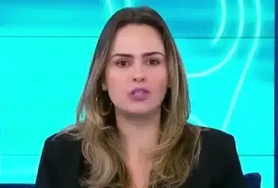 Ana Paula Renault chora ao abrir jogo sobre demissão do SBT: 'Não bati na Flor' Foto: Reprodução