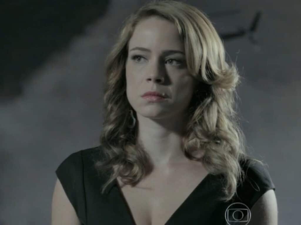 Império: Maria Clara faz pedido absurdo e deixa Cristina furiosa (Reprodução/Globo)