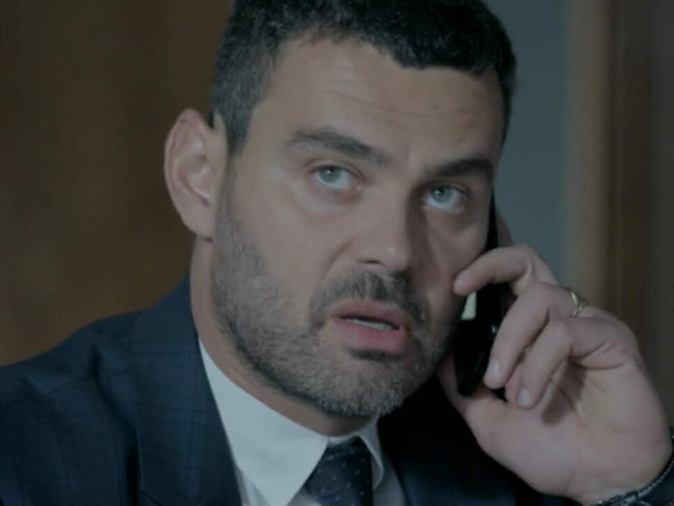 Maurílio (Carmo Dalla Vecchia) em Império (Reprodução/Globo)