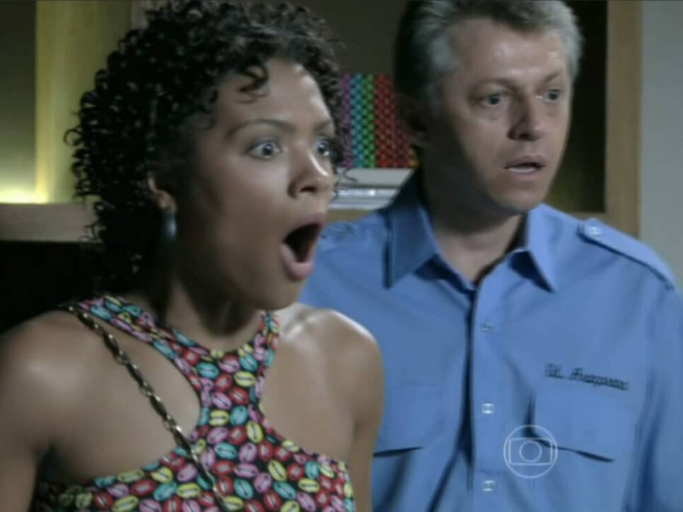 Kelly (Lidi Lisboa) e Batista (José Negreiros) em Império (Reprodução/Globo)