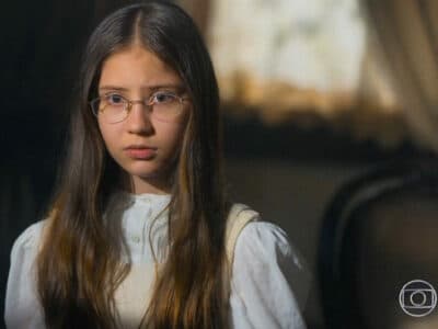 Pilar (Gabriela Medvedovski) em Império