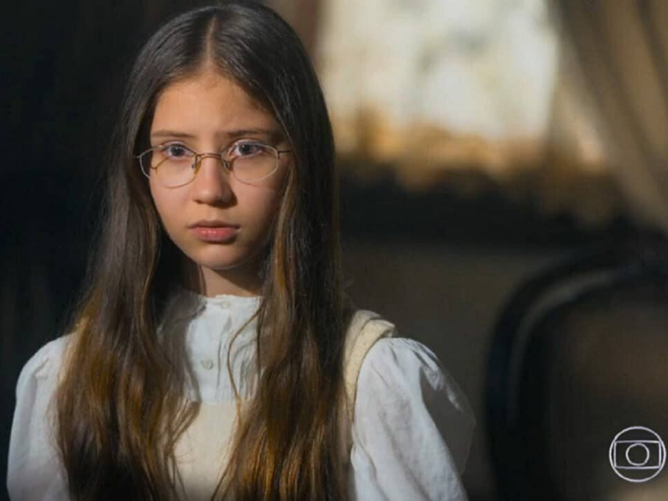 Pilar (Gabriela Medvedovski) em Império