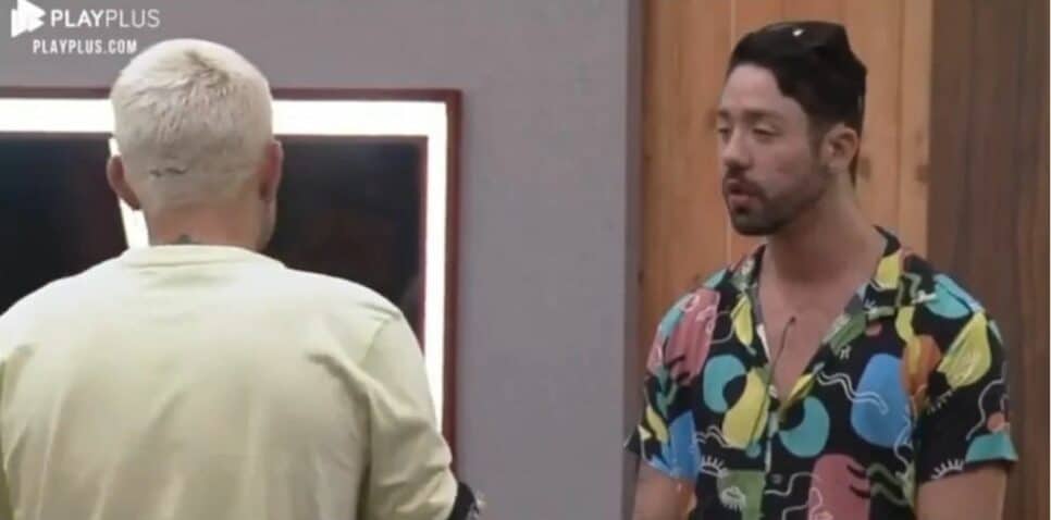 Rico e MC Gui discutiram em A Fazenda 13 (Foto: Reprodução)