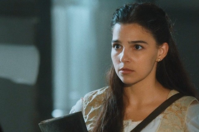 Nos Tempos do Imperador: Zayla se revolta com retorno de Pilar e quebra tudo (Reprodução) (Reprodução/Globo)