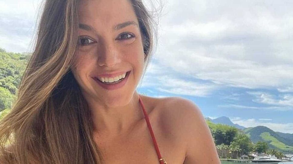 Thais Fersoza mostra verdadeira situação dentro do camarim (Foto: Reprodução/Instagram)