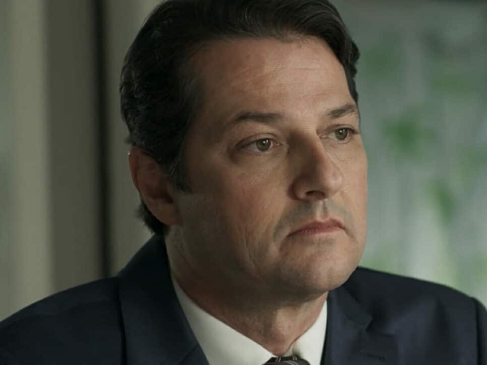 Marcelo Serrado em Pega Pega (Reprodução/TV Globo).