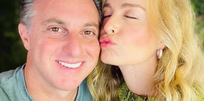 A famosa ex-apresentadora da Globo, Angélica ao lado de seu marido, Luciano Huck (Foto: Reprodução)