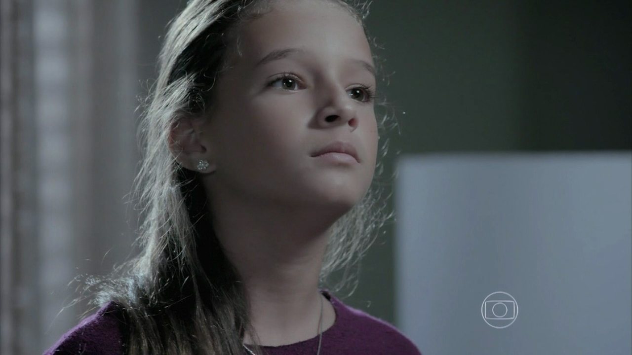 Bruna diz verdade para Danielle na trama da Globo (Foto: Reprodução)