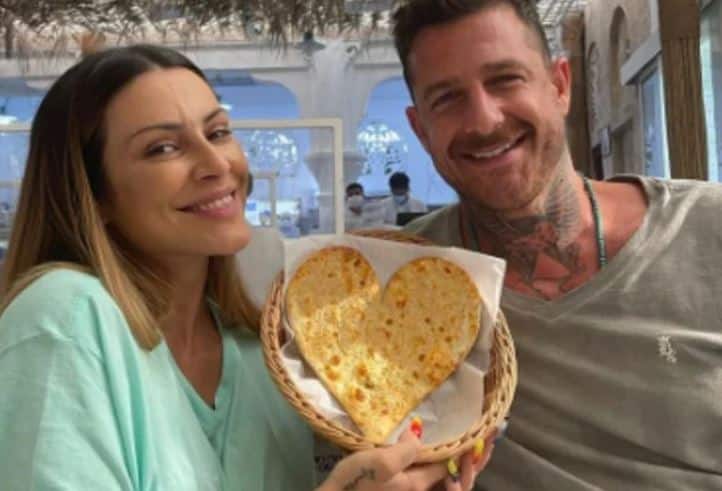 Cleo Pires recebe declaração de aniversário do marido (Foto: Reprodução/Instagram)
