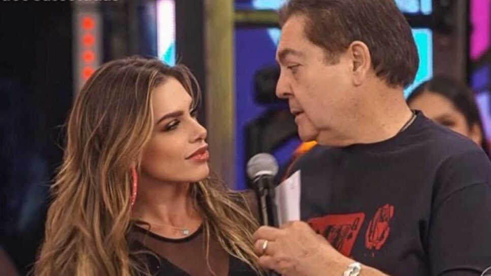 Erika Schneider e Fausto Silva no Domingão do Faustão (Foto: Reprodução)