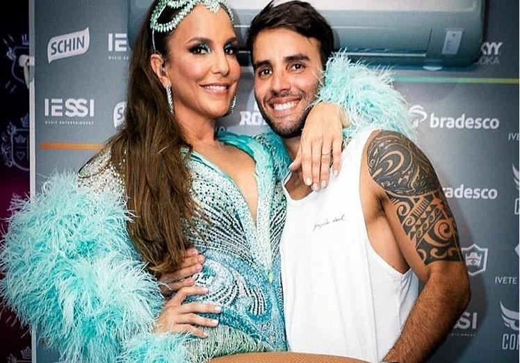 A famosa cantora e apresentadora da Globo, Ivete Sangalo ao lado de seu marido, Daniel Cady (Foto: Reprodução)