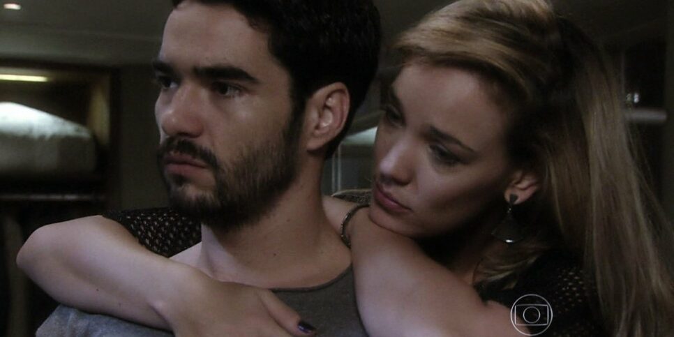 Amanda e José Pedro em Império (Foto: Reprodução)