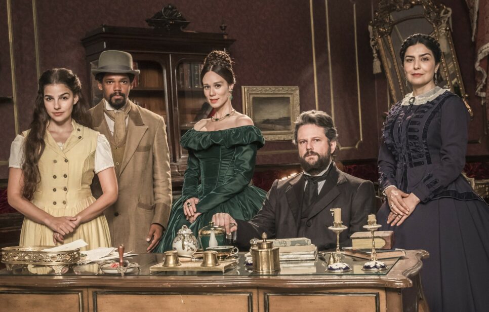 Elenco principal de "Nos Tempos do Imperador" (Foto: Reprodução)