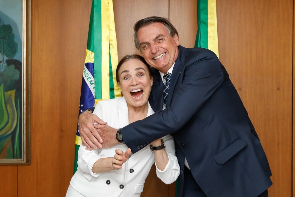 Regina Duarte e o presidente Jair Bolsonaro (Foto: Reprodução)