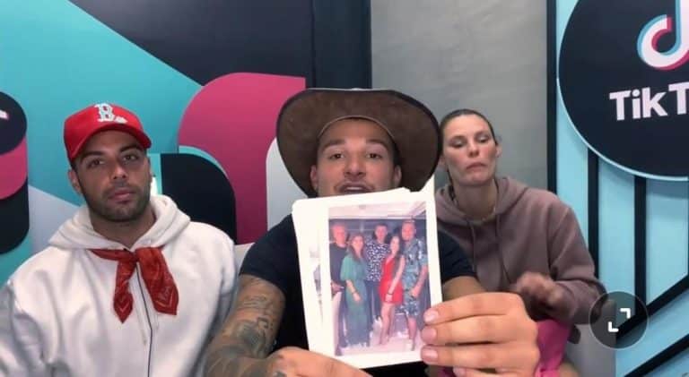 MC Gui participou de live ao lado de Gui Araújo e Dayane Mello. (Imagem: Reprodução / TikTok)