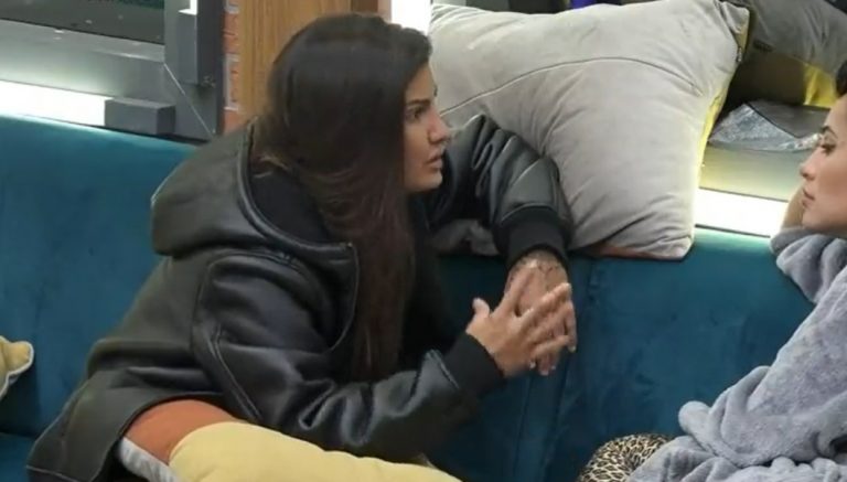 Marina Ferrari critica Rico Melquiades em conversa com Aline Mineiro. (Imagem: Reprodução / PlayPlus)