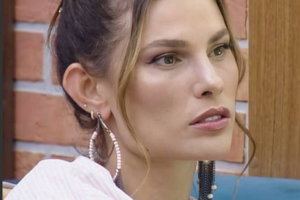 A Fazenda 13: Dayane Mello admite 'grande erro' dentro do reality